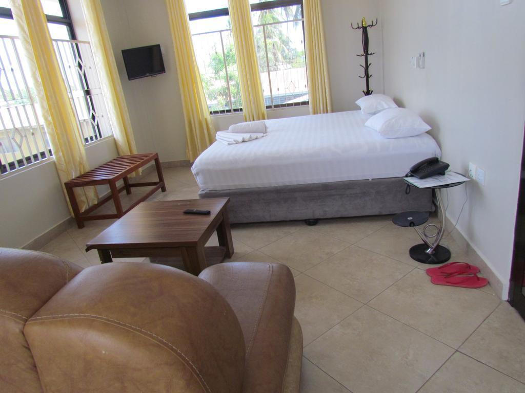 Fq Hotel Limited Dar es Salaam Habitación foto